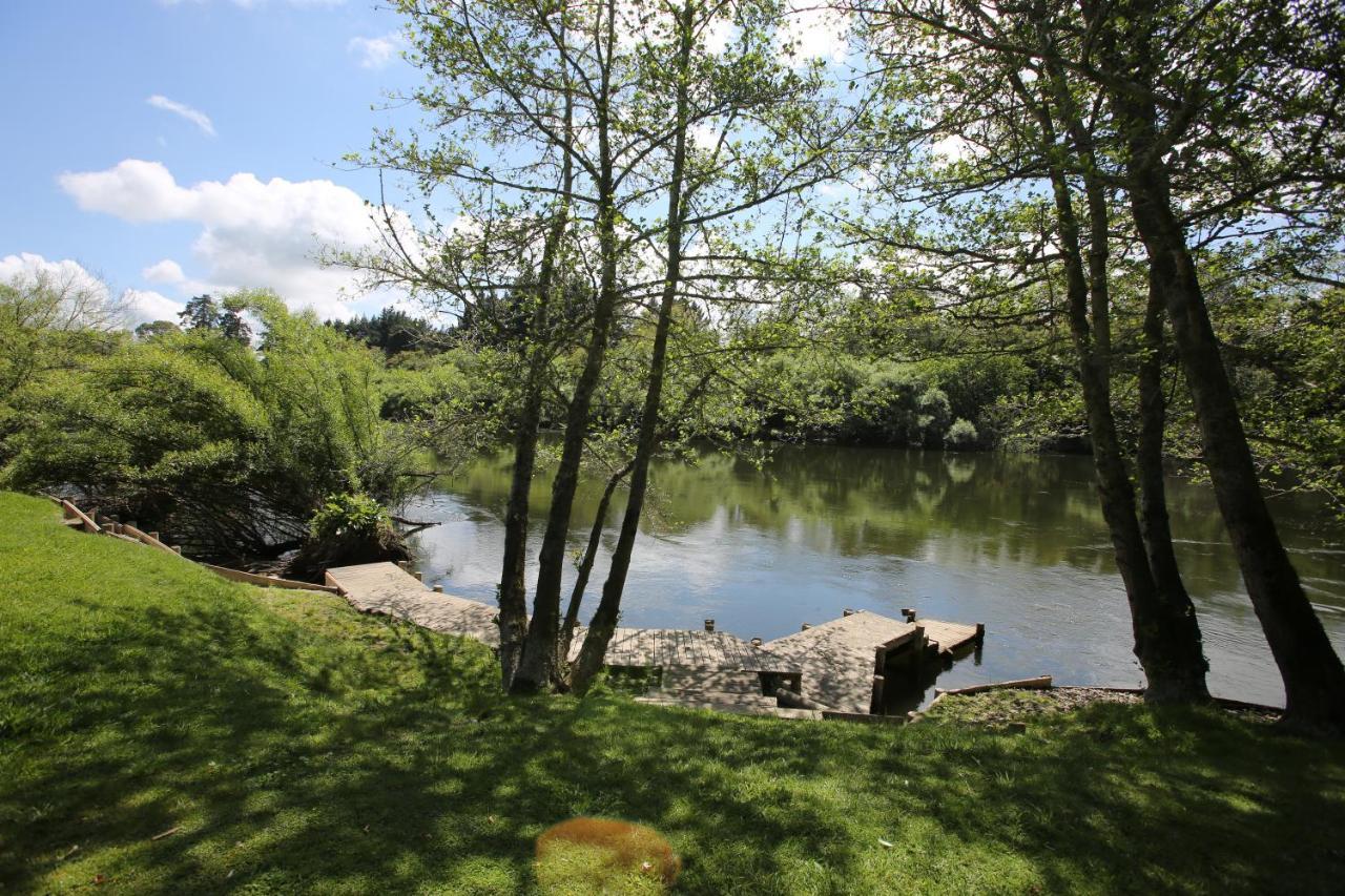 On The River Tamahere Extérieur photo